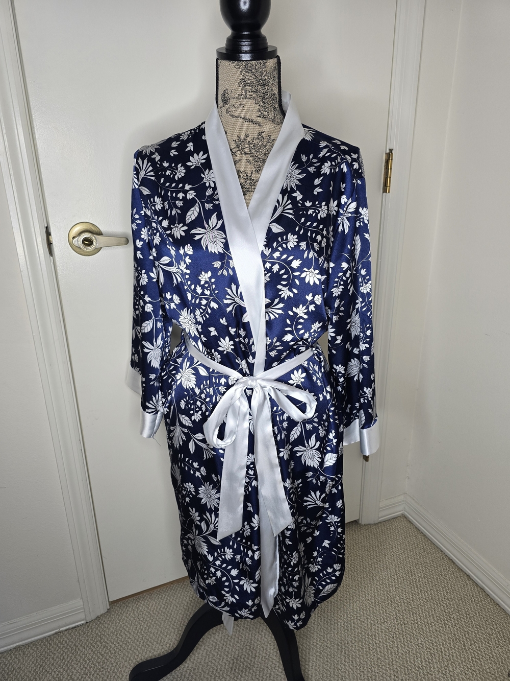 Linea Donatella Navy and White Floral Satin Wrap Robe